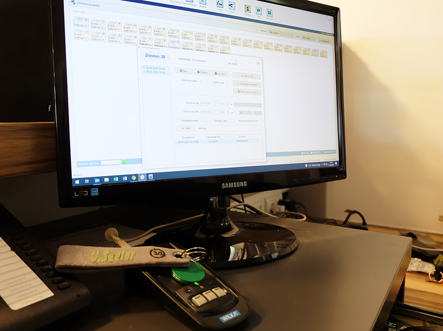Mittels der Programmiersoftware „easy-Hotel“ werden die Transponder eingerichtet.
