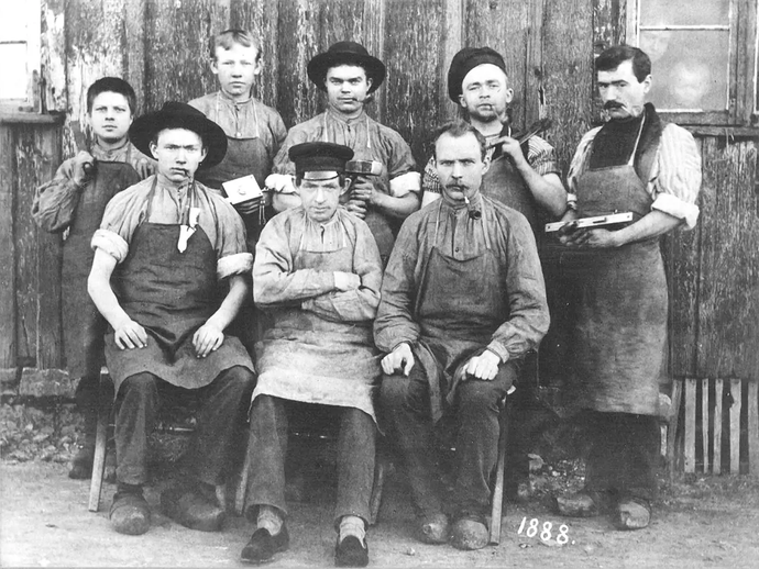 Historisches Foto der WILKA Mitarbeiter von 1888 Historisches Foto der WILKA Mitarbeiter von 1888